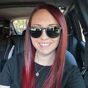 Meet your Posher, Kayley